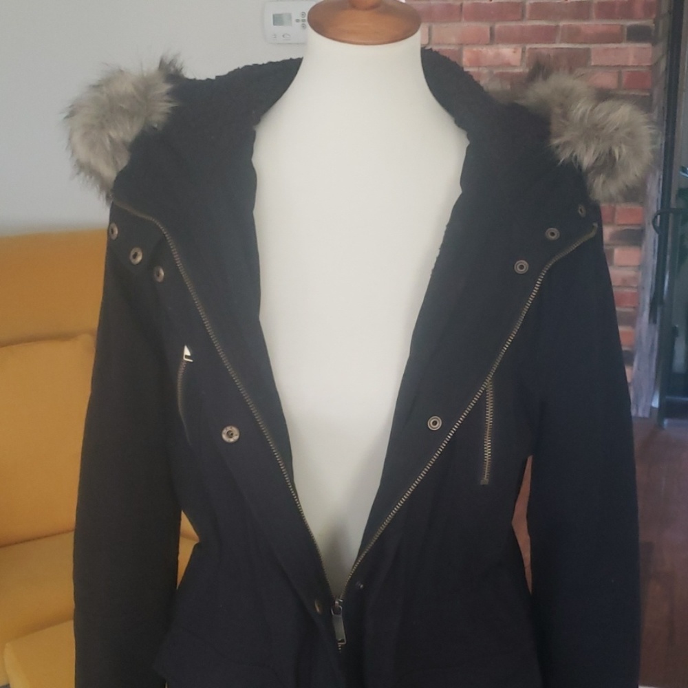 BCBG Winter Coat - Picture 6 of 8